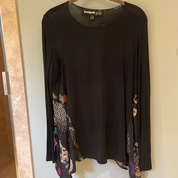 Desigual black patterned tunic top EUC - Picture 1 of 3